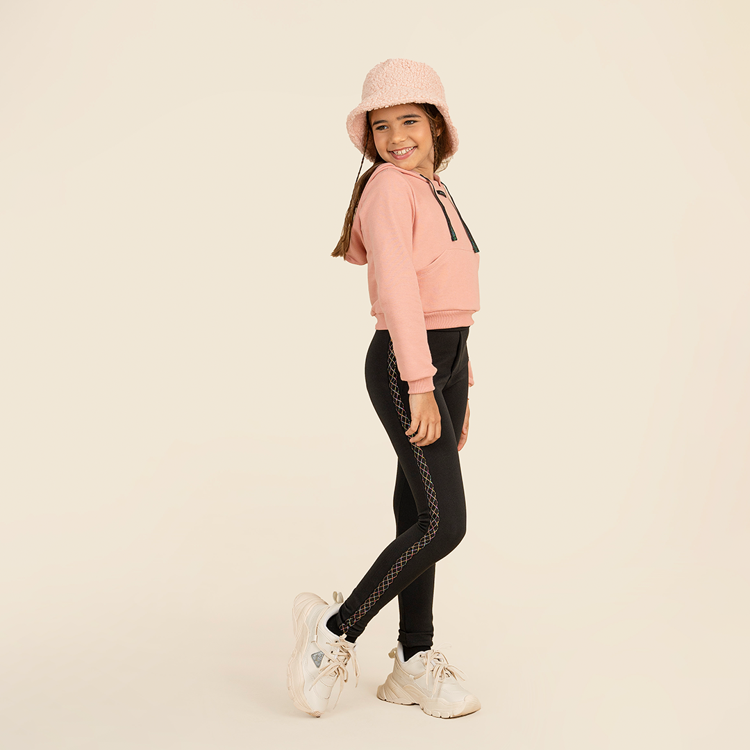 Calça Infantil em Malha Montaria: Conforto e Estilo